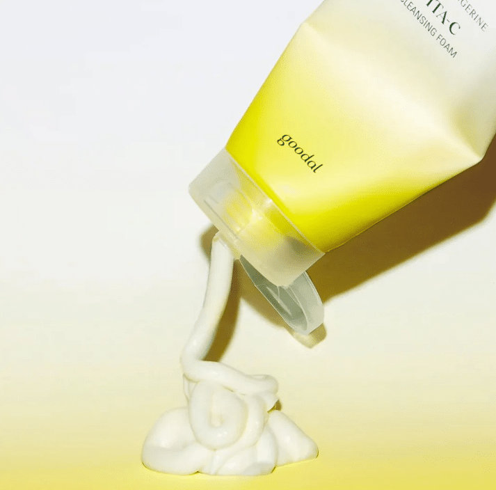 Goodal Green Tangerine Vita C Cleansing Foam