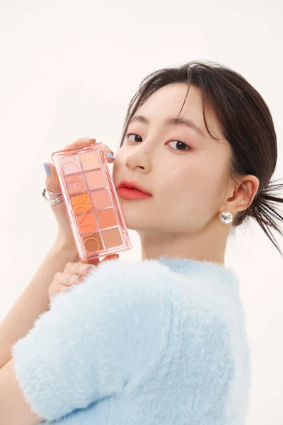 Romand Better Than Pallet The Secret Garden 08 Peach Dahlia Garden