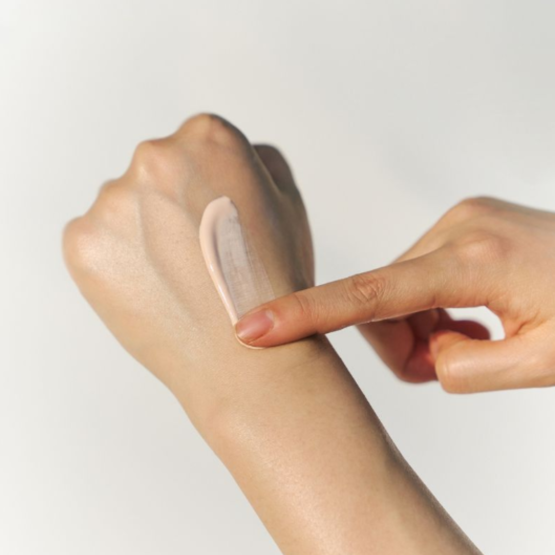 SKIN1004 Madagascar Centella Tone Brightening Tone-Up Sunscreen SPF50+ PA++++