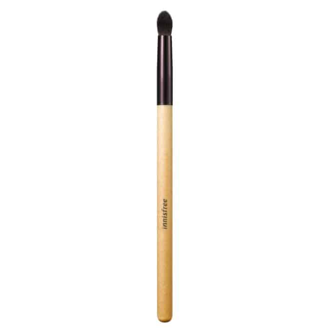 Innisfree Mini Eyeshadow Brush Contouring