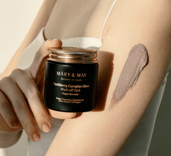 mary blackberry glow wash off mask.3