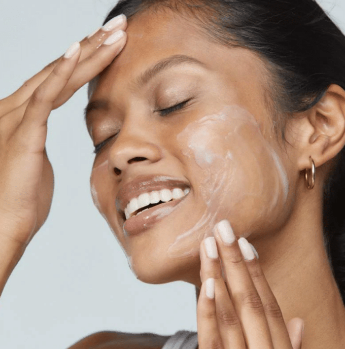 Dermalogica Ultracalming Cleanser - Image 3
