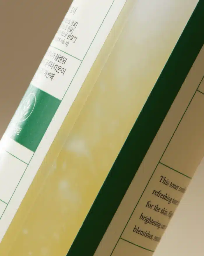 DarkSpotCorrectingGlowToner_4