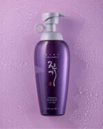 DAENG GI MEO RI Vitalizing Premium Shampoo - Image 2